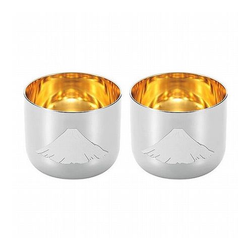熟練の技巧、信頼の日本製。職人の旺盛な研究心と高度な技術が産んだ、世界で愛される伝統の"燕"ブランド。【商品説明】多くの人々を魅了する富士山の柄をあしらった心和むぐい呑み。冷たい飲み物を注ぐと、絵柄の色が変化します。内面に金メッキを施すこと...