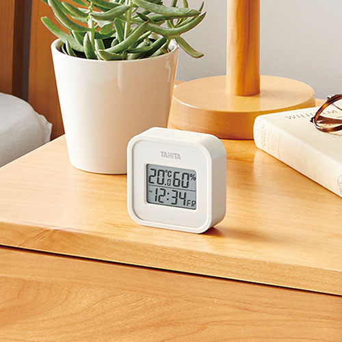 リコメン堂ホームライフ館のタニタ デジタル温湿度計 小型 アイボリー 22422209 オフィス用品(代引不可)｜アングル2