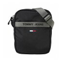 【商品詳細】■ブランド名：TOMMY HILFIGER■オリジナル品番：AM0AM08208BDS■カラー：Black■サイズ：(約)縦19cm 横15cm マチ4cmストラップ長さ(約)70〜134cmストラップ立ち上がり(約)26〜57cm(調節可・取り外し不可)■重量：(約)107g■仕様　開閉：ファスナー内側：オープンポケット×1外側：オープンポケット×1■素材：ポリエステル100%■付属品：無し■製造国：中国、その他【送料について】北海道、沖縄、離島は送料を頂きます。