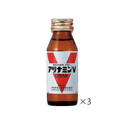 商品概要メーカー：アリナミン製薬商品名：アリナミンV（50mL×3本入）区分：医薬部外品内容量：50mL×3本入り商品概要：●エネルギー産生に重要な役割をはたすビタミンB1誘導体フルスルチアミンをはじめビタミンB2・B6などを配合したドリンク剤。●体が疲れているがもうひとがんばりしたいときなどによく効きます。JANコード：4987123138581商品コード：215000259商品の説明○ほどよい苦味に甘味と酸味を加えたミニドリンク剤○ビタミンB1誘導体フルスルチアミンをはじめビタミンB2・B6などを配合用途肉体疲労・病中病後・食欲不振・栄養障害・発熱性消耗性疾患・産前産後などの場合の栄養補給○虚弱体質使用上の注意≪定められた使用法を守ること≫◆次の場合は直ちに服用を中止し、このビンを持って医師または薬剤師に相談すること（1）服用後、胃部不快感、発疹等の症状があらわれた場合（2）しばらく服用しても症状がよくならない場合◆下痢などの症状があらわれることがあるので、このような症状の継続または増強が見られた場合には服用を中止し、医師または薬剤師に相談すること保存方法◆直射日光の当たる所や高温になる所には置かないでください。使用方法成人（15歳以上）は1日1回1ビン（50mL）を服用してください。成分成分・分量（1ビン（50mL）中）塩酸フルスルチアミン（ビタミンB1誘導体）/5mgビタミンB2（リボフラビン）/2mgビタミンB6（塩酸ピリドキシン）/10mgニコチン酸アミド/25mgL−アスパラギン酸ナトリウム/125mg無水カフェイン/50mg添加物DL−リンゴ酸、クエン酸、酒石酸、白糖、パラベン、安息香酸Na、香料、エタノール、グリセリン、プロピレングリコール、バニリン賞味期限／使用期限（製造から）3年1か月メーカー名アリナミン製薬内容量50mL×3本入り商品区分医薬部外品※予告なくパッケージリニューアルをされる場合がございますがご了承ください。※パッケージ変更に伴うご返品はお受け致しかねます。※メーカーの都合により予告なくパッケージ、仕様等が変更となる場合がございます。※当店はJANコードにて管理を行っている為、それに伴う返品、交換等はお受けしておりませんので事前にご了承の上お買い求めください。【送料について】北海道、沖縄、離島は送料を頂きます。