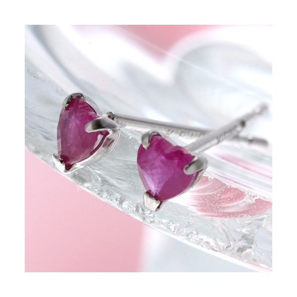K18ホワイトゴールド 0.2ct ハートシェイプルビーピアス (代引不可)