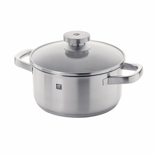 ツヴィリング ジョイ シチューポット 20cm 64042-200 AHVE902 JANコード 4009839289224●メーカー品番:64042-200●内径(cm):20●深さ(mm):96●容量(L):2.0●重量(kg):1.44●底径(mm):18.5■ZWILLING Joy ツヴィリング ジョイ シリーズツヴィリング ジョイは、全ての料理好きな方に向けた商品です。■モダンでタイムレスなデザインは、どんなキッチンにもフィットします。■ガラス蓋を採用し、料理の状態を確認しながら調理できるので、美味しいタイミングを逃しません。■Sigma Classic(シグマクラシック)非常にしっかりと作られたカプセル構造の底には、アルミニウムコアの働きにより、優れた熱伝導と蓄熱性を有しており経済的です。■一度温度が上がると弱火での調理が可能です。■材質:本体/18-10ステンレス底/アルミニウムコア 18-0ステンレス■※ドイツ製■※IH対応【送料について】北海道、沖縄、離島は送料を頂きます。