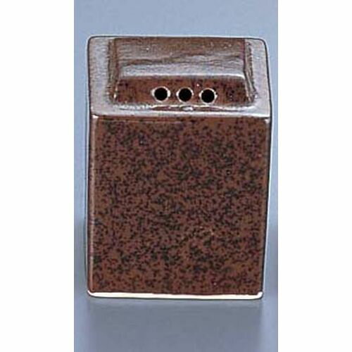 エムズジャパン 柿釉 スタック胡椒入 T03-04 RKS5301 JANコード 4560342470634●間口×奥行×高さ(mm):45×45×55●材質：陶磁器■瀬戸焼スタックカスターシリーズは各アイテムの胴寸法を同じにすることで積み...