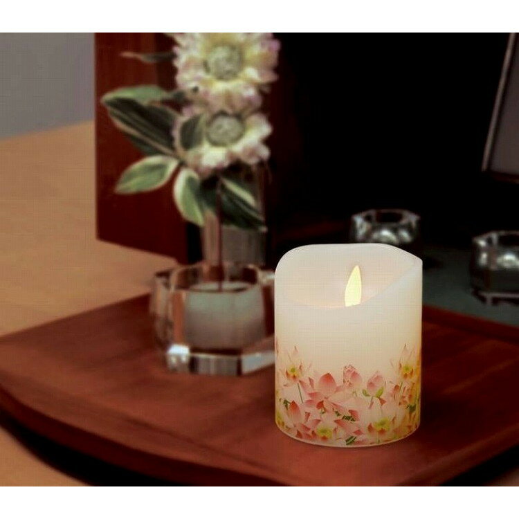 【商品説明】●揺らめく炎を再現したLEDキャンドルです。【商品詳細】●本体サイズ:Φ7.5cm×8.5cm。●箱サイズ:8cm×8cm×9cm。●電池:単4電池(別売)3本使用。●LED電球寿命●約3万時間。【代引きについて】こちらの商品は...