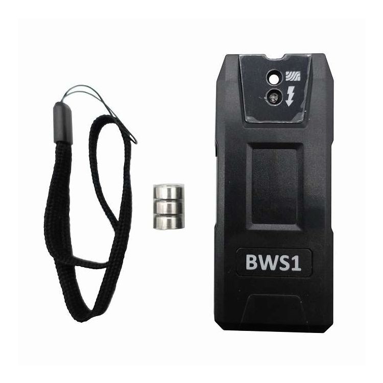 商品情報●携帯に便利なミニサイズ!1ボタンで操作簡単!。●壁裏の空間と障害物(間柱)をランプと音でお知らせします。●携帯に便利なポケットサイズ。●通電チェックもできる便利な2in1機能。●質量(g):55(電池含)。●連続使用時間:約6時間。●探知深度(mm):約19。●対応壁材:石膏ボード・べニア板(厚み19mm以内)※コンクリート建造物には適応しておりません。●仕様:通電チェック機能。●電源:[ボタン電池] LR44×3。●付属品:ストラップ・テスト電池。●材質:[本体] ABS/金属 [ストラップ] ポリエステル。●カラー：ブラック●製造国：中国●付属の電池は、起動テスト用です。●使用される際は、改めて電池をお買い求めください。●電池残量が少なくなると、機能が低下します。●早めに電池交換をしてください。●本製品は防水仕様ではありません。●落下等、強い衝撃を与えると故障の原因となります。【代引きについて】こちらの商品は、代引きでの出荷は受け付けておりません。【送料について】北海道、沖縄、離島は送料を頂きます。