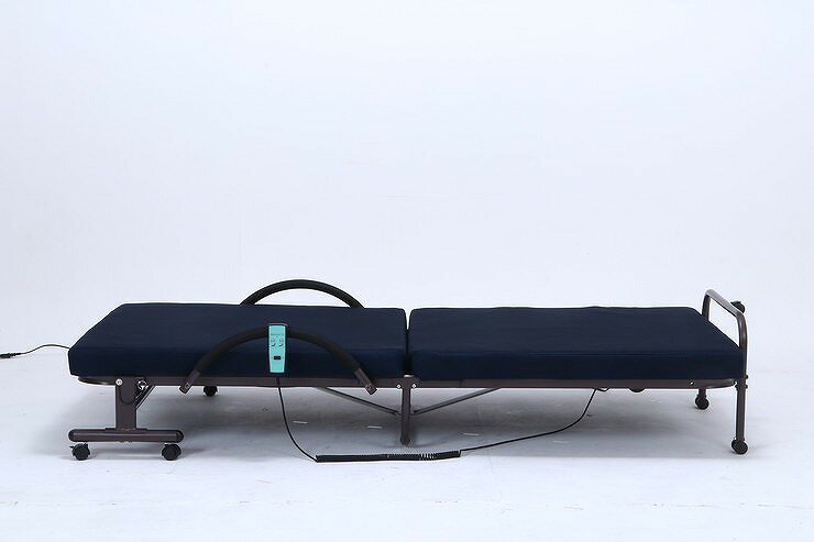 リコメン堂ホームライフ館の折たたみ電動ベッド 幅100×奥行207.5×高さ42.5cm スチール ポリエステル100% ウレタンフォーム 電動(代引不可)【送料無料】｜アングル2