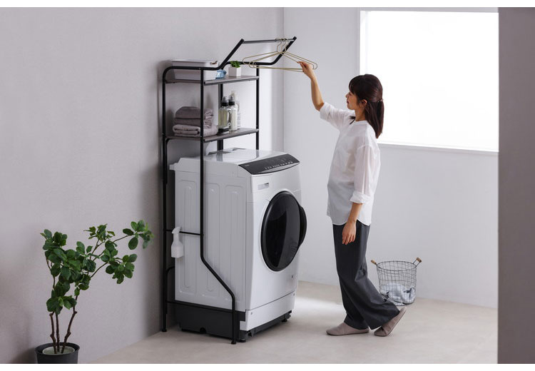 アイリスオーヤマ スタイルランドリーラック ハンガーバー付き HSLR-695R ブラック 洗濯機ラック IRIS OHYAMA(代引不可)【送料無料】