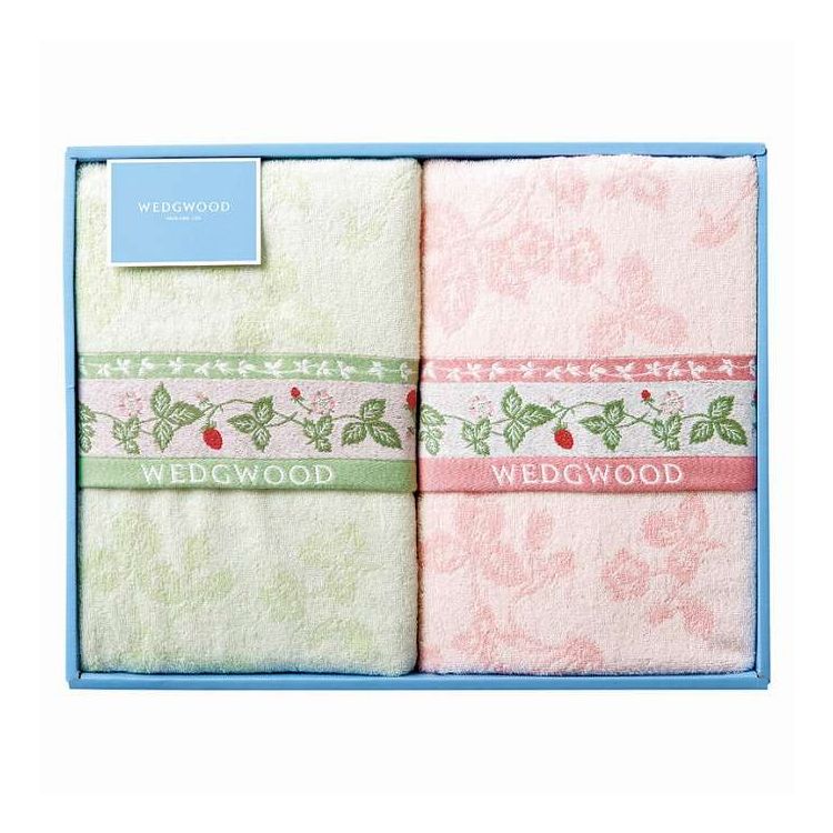 自然をこよなく愛する英国人に好んで使われてきた英国のガーデンを思わせる『ワイルドストロベリー』。【セット内容】-サイズ：140×190cm重量/容量：2.4kg箱サイズ：34×44×15cm材質：綿100%【代引きについて】こちらの商品は、...