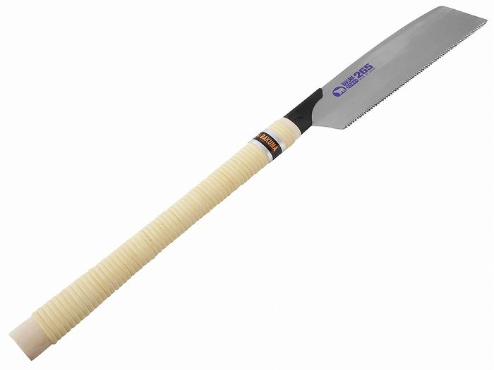 【商品詳細】刃先には衝撃焼入を施してありますので耐久性に優れシャープな切れ味を長期間保てます。刃渡り：265mm刃数142製品サイズ（約mm）：600×60×22SK‐5日本製【送料について】北海道、沖縄、離島は送料を頂きます。