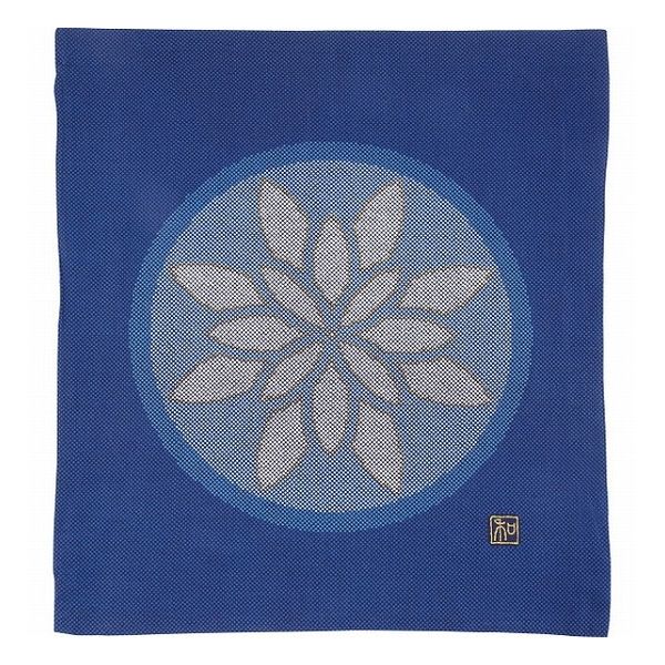 【商品特徴】商品サイズ：現品(座布団)出来上がり約52×56cm・側地約55×59cm・(カバー)約55×59cm商品材料：(座布団)側地/ポリエステル65%・綿35%・詰めもの/ポリエステル100%・(座布団カバー)綿100%商品内容：座布団5枚・座布団カバー5枚●(座布団)表裏同柄・(座布団カバー)表裏同柄商品詳細：柄のある座布団に、座布団カバーをセットした5客組です。原産国：JPN：日本宅配冷蔵区分：常温組立区分：完成品※メーカーの都合によりパッケージ、内容等が変更される場合がございます。当店はメーカーコード(JANコード)で管理をしている為それに伴う返品、返金等の対応は受け付けておりませんのでご了承の上お買い求めください。【代引きについて】こちらの商品は、代引きでの出荷は受け付けておりません。【送料について】北海道、沖縄、離島は送料を頂きます。