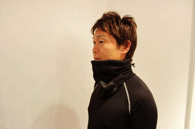 【商品詳細】●三層構造の中間部分に、防風ラミネートを挟み冷気をカット。これまでのフリース素材で防げなかった風をシャットアウトします。●優れた発熱性を誇る特殊レーヨンを使用。人体から常に発散されている蒸気などの水分に反応し繊維がすばやく発熱、また持続します。●ワンタッチでサイズ調整ができます。●あらゆる外作業、一般作業全般に。●色:ブラック●サイズ:フリー●優れた発熱性を誇るテックサーモを使用。●ポリエステル・アクリル・レーヨン・ポリウレタン【送料について】北海道、沖縄、離島は送料を頂きます。