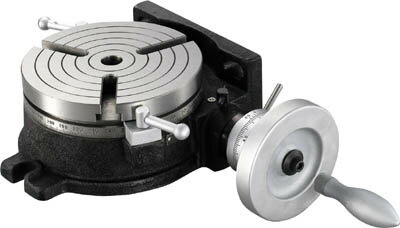 【商品詳細】●テーブルに取り付け円弧切削加工、ボーリング座ぐりなどに最適で、縦型でも使用できます。●ハンドル1回転につきテーブルが4度回転します。●正確な角度の割出に。●テーブル径(mm):200●全高(mm):103●割出精度:10秒まで●適用チャック:ビクターTC165F（6インチ）●キー溝(mm):14●耐荷重(kg):60●縦型耐荷重(kg):30●表面精度±0.02mm以下【送料について】北海道、沖縄、離島は送料を頂きます。