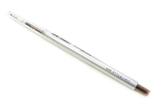 三菱鉛筆 スタイルフィット0.28 ブラウンブラッ UMN13928 22JANコード：4902778092453品番：UMN-139-28スタイルフィット(STYLE-FIT)シリーズのノック式ゲルインクボールペンです。スタイルフィットシリーズの幅広いバリエーションからリフィルを選び、取り替えることができます。【送料について】北海道、沖縄、離島は送料を頂きます。