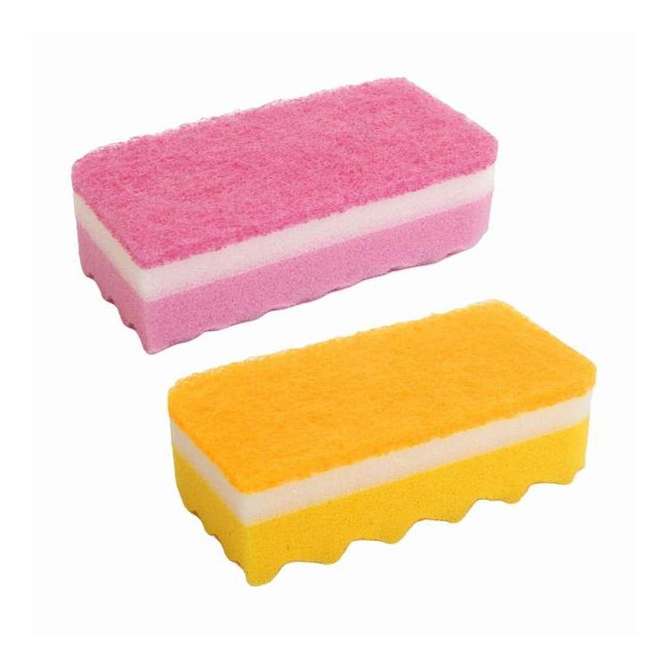 【商品説明】食器洗い用スポンジのピンク・オレンジの2個セットです。特殊加工のスポンジを使用していますので、泡立ち・泡もちが良く手になじみます。スリムなリーフ型スポンジなので持ちやすくて洗いやすいです。耐久力がアップした不織布を使用していますので、毛玉になりにくく長持ちします。（従来品比）菌を抑える加工が施されており、菌の繁殖を抑制します。シンナーなどの溶剤を使用せず、環境に配慮した接着剤を使用しています。【商品情報】■サイズ約幅6×奥行12×高さ3.5（cm）■材質不織布：ナイロンスポンジ：ポリウレタン■生産国日本製■セット内容2個セット（ピンク、オレンジ）【代引きについて】こちらの商品は、代引きでの出荷は受け付けておりません。【送料について】北海道、沖縄、離島は送料を頂きます。