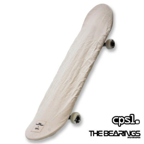 スケートボード用のデッキカバーソックです。 スケーターのニュースタンダードに！ CPSL.からTHE BEARINGSコラボのSKATE SOCKが登場！ スケートボードのビフォーアフターエチケットとして。 手軽に取り付けも取り外し可能です！ 丈夫なキャンバス素材。 ワイド7-9.25インチまで対応。 他にもいろいろ【スケートボード】グッズ 種類もいろいろ【パーツ＆アクセサリー】コーナースケートボードのデッキソック！