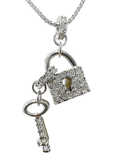 樂天商城 - 【中古】Swarovski　スワロフスキー　ネックレス　鍵チェーンモチーフ　シルバーカラー