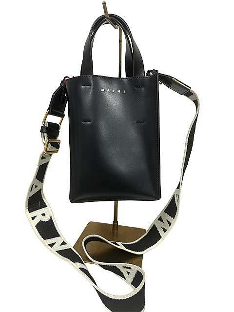 MARNI （マルニ）MUSEO BAG NANO　ショルダーバッグ　本革　斜め掛けバッグ