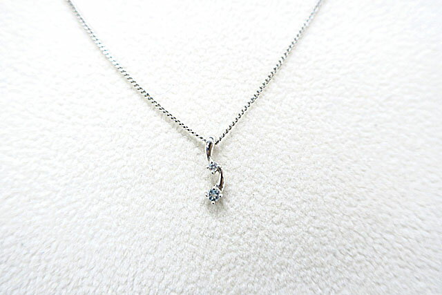 【中古】VENDOME　AOYAMA ヴァンドームアオヤマ　ネックレス　レディース　K18WG　アクセサリー　ジュエリーのサムネイル