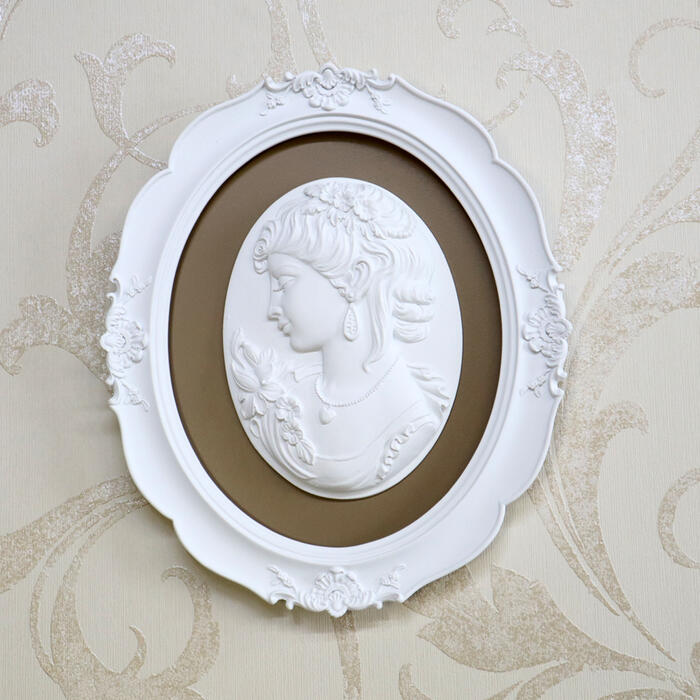 壁掛けオブジェ 貴婦人 左向きアンティーク クラシック ディスプレイ パネル カメオ オブジェ ショップ カフェ インテリア ホワイト プレゼント ギフト おし...