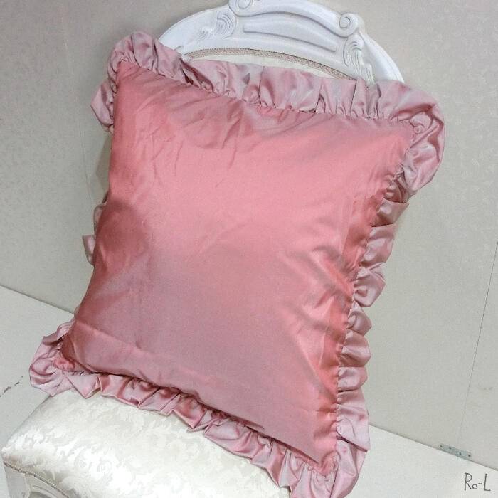 ポイント10倍SALEイタリア製 フリルクッション 55×55ローズアンティーク おしゃれ かわいい 輸入雑貨 送料無料RE93006CU