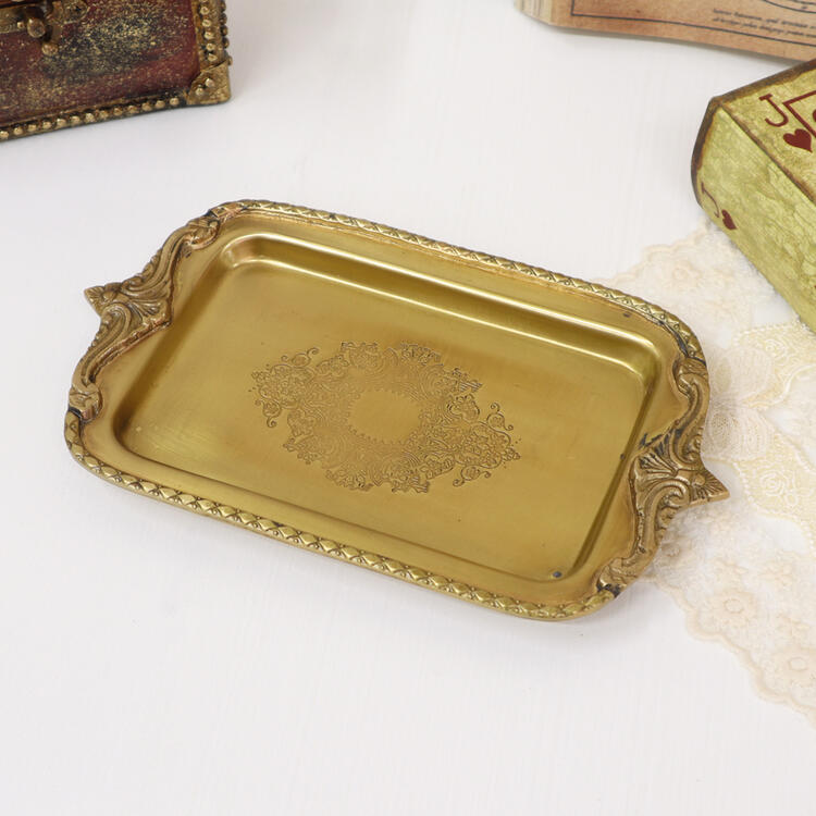 真鍮製 アンティーク トレイゴールド クラシック シンプル トレー インテリア ディスプレイ オブジェ ショップ ギフト プレゼント おしゃれ かわいい 卓上 ...