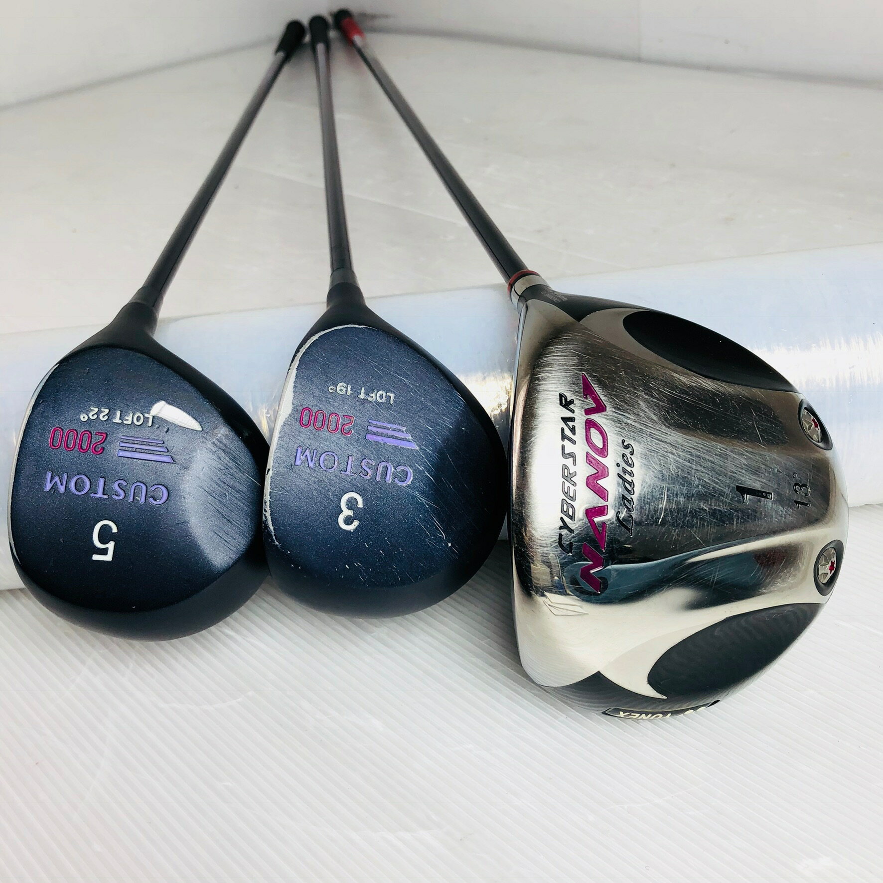 【中古】 レディース YONEX ヨネックス CYBERSTAR NANOV ゴルフセット クラブ セット 初心者 入門 バッグ付き 右利き パター付 安価　11Y-57