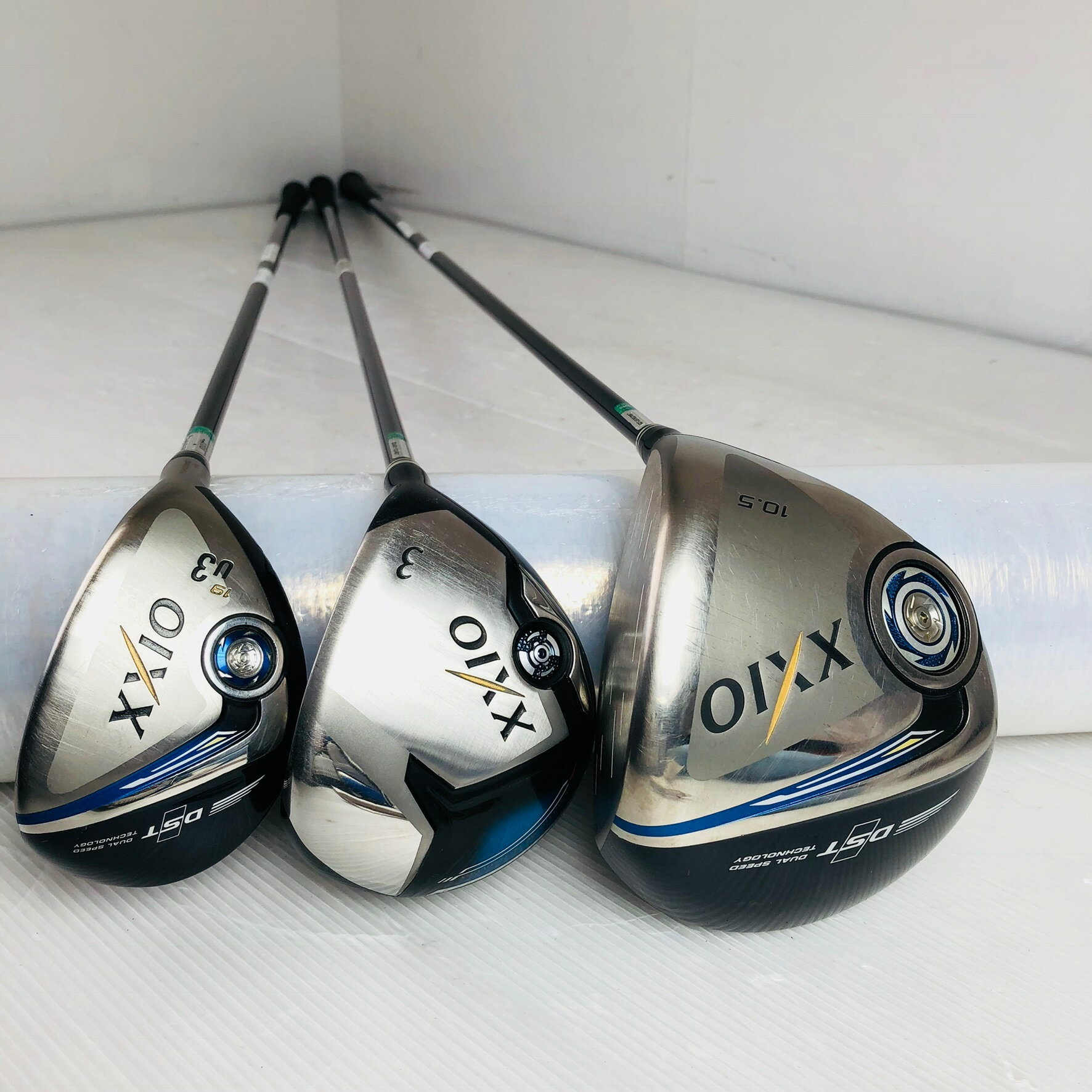 【中古】キャディバッグ付 DUNLOP ダンロップ XXIO ゼクシオ メンズ ゴルフセット ゴルフクラブセット セット 初心者 入門 フルセット 右利き パター付 安価　11Y-60