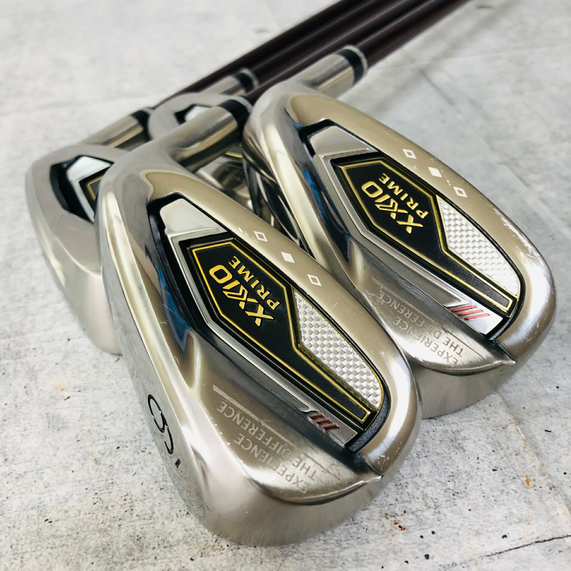 【中古】 良品 DUNLOP ダンロップ XXIO ゼクシオ PRIME プライム SP-1300 4本 アイアン アイアン メンズ ゴルフ クラブ セット 初心者 入門 右利き