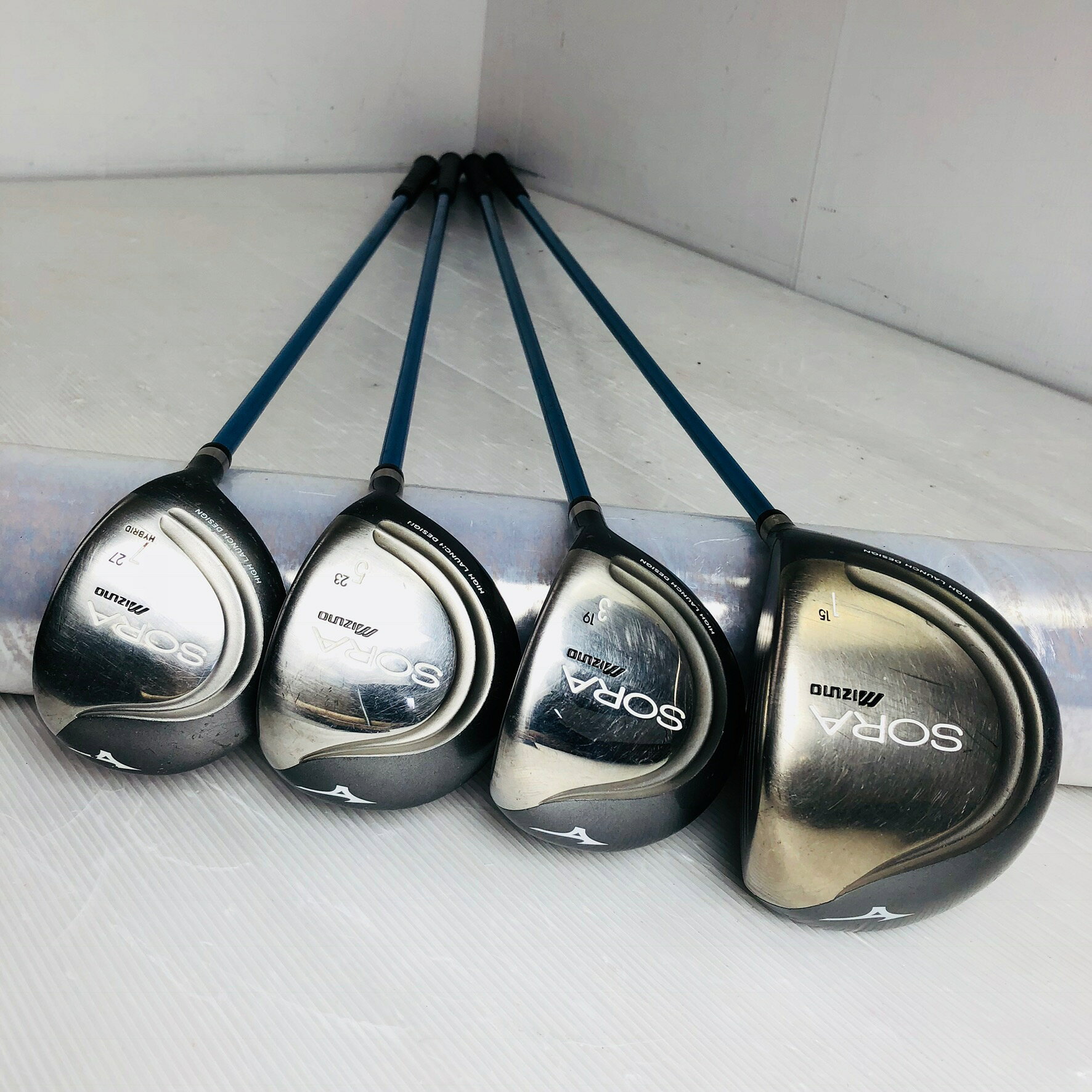 【中古】 レディース MIZUNO ミズノ SORA ソラ ゴルフセット クラブセット ゴルフクラブ セット 初心者 入門 バッグ付き 右利き パター付 安価　81Y-89