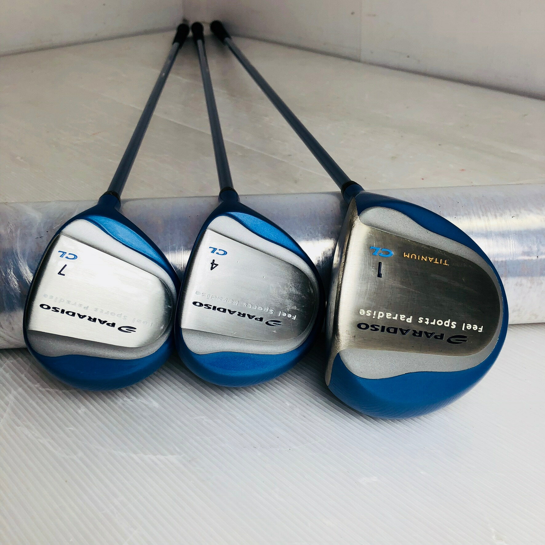 【中古】 レディース BRIDGESTONE ブリヂストン PARADISO CL パラディーゾ ゴルフセット クラブセット ゴルフクラブ セット 初心者 入門 バッグ付き 右利き パター付 安価　81Y-74