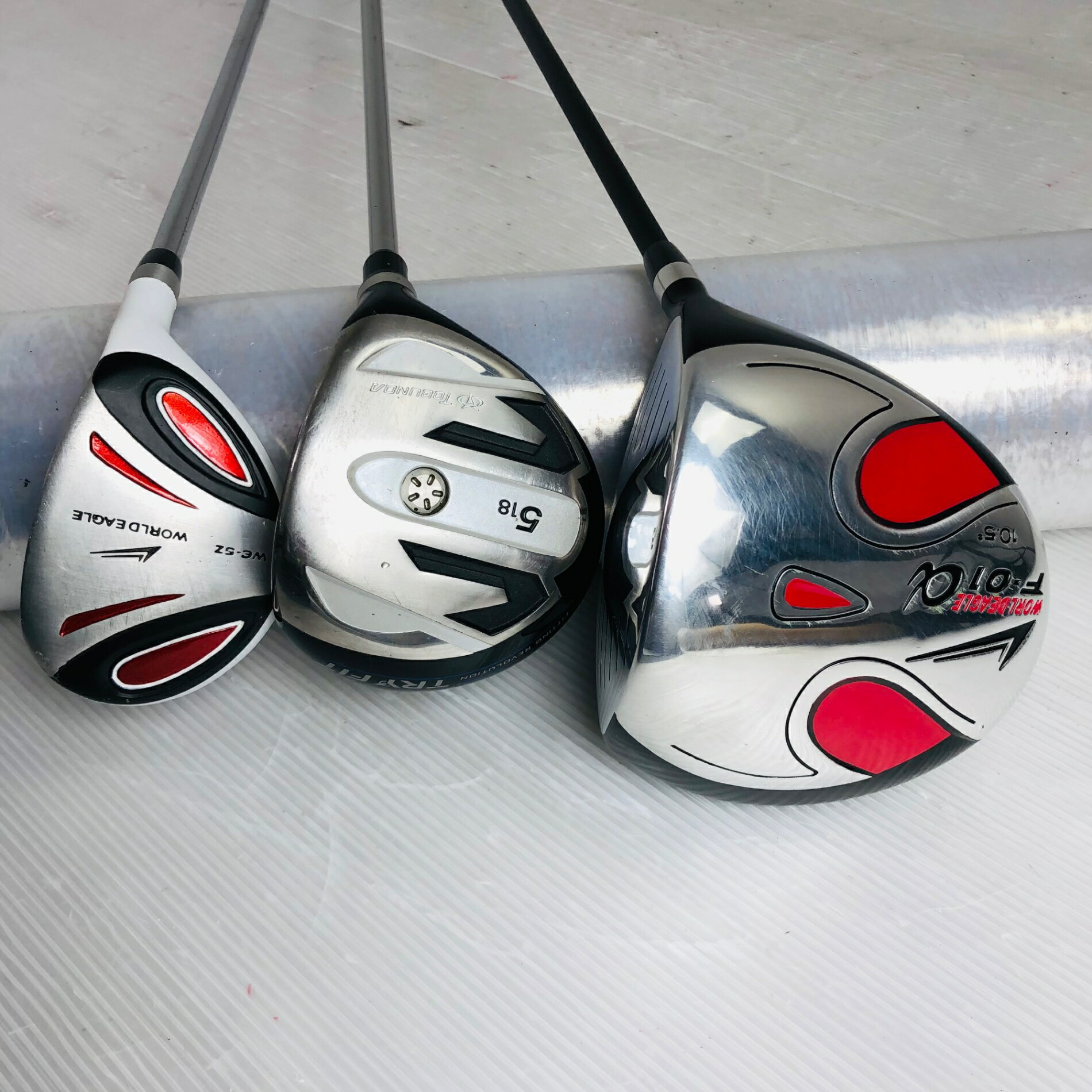 【中古】キャディバッグ付 WORLDEAGLE ワールドイーグル TOBUNDA トブンダ ゴルフクラブ フルセット ゴルフセット クラブセット メンズ 初心者 入門 右利き パター付 安価 83Y-115