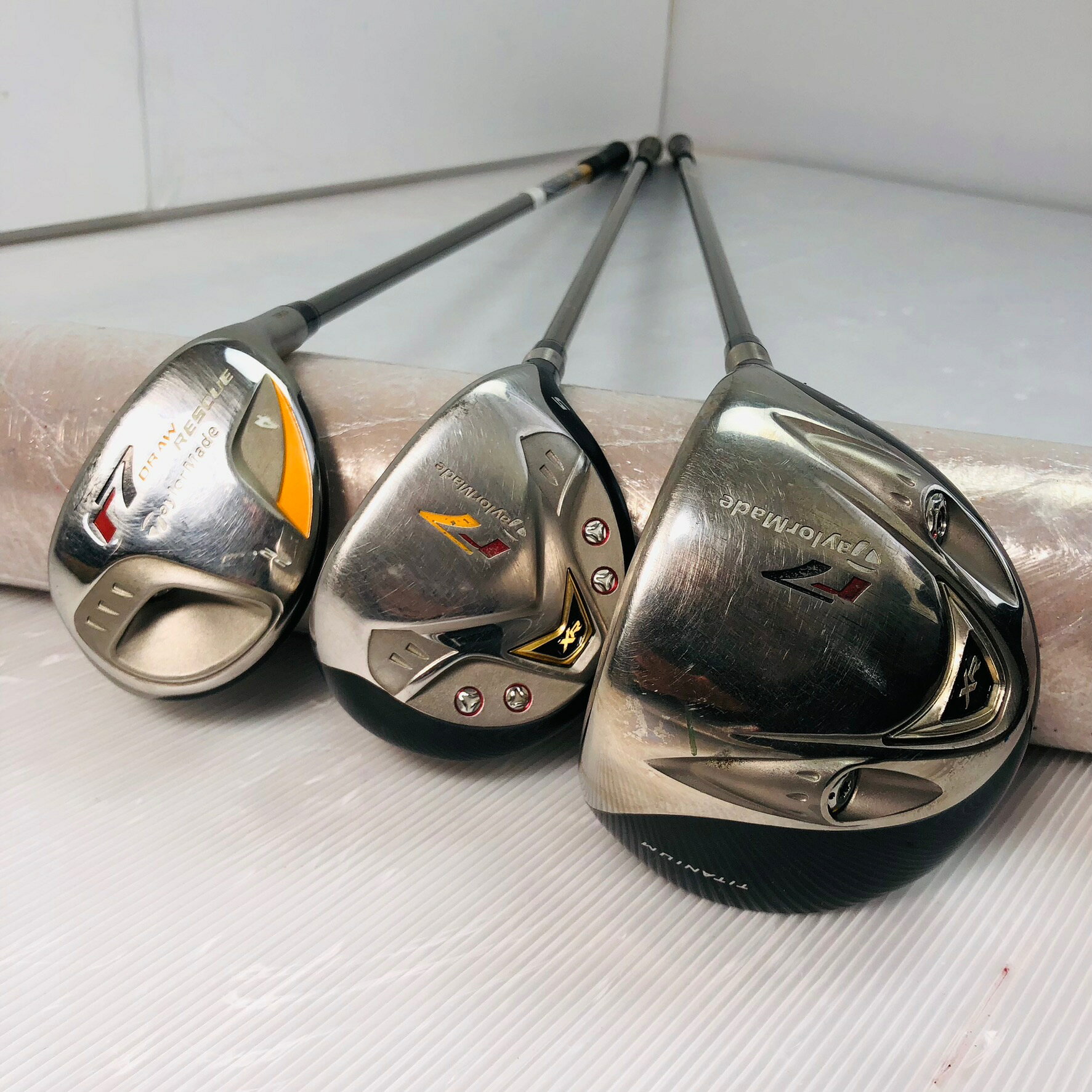 【保証付】【中古】キャディバッグ付 TaylorMade テーラーメイド r7 ゴルフクラブ フルセット ゴルフセット クラブセット メンズ 初心者 入門 右利き パター付 安価 86Y-39