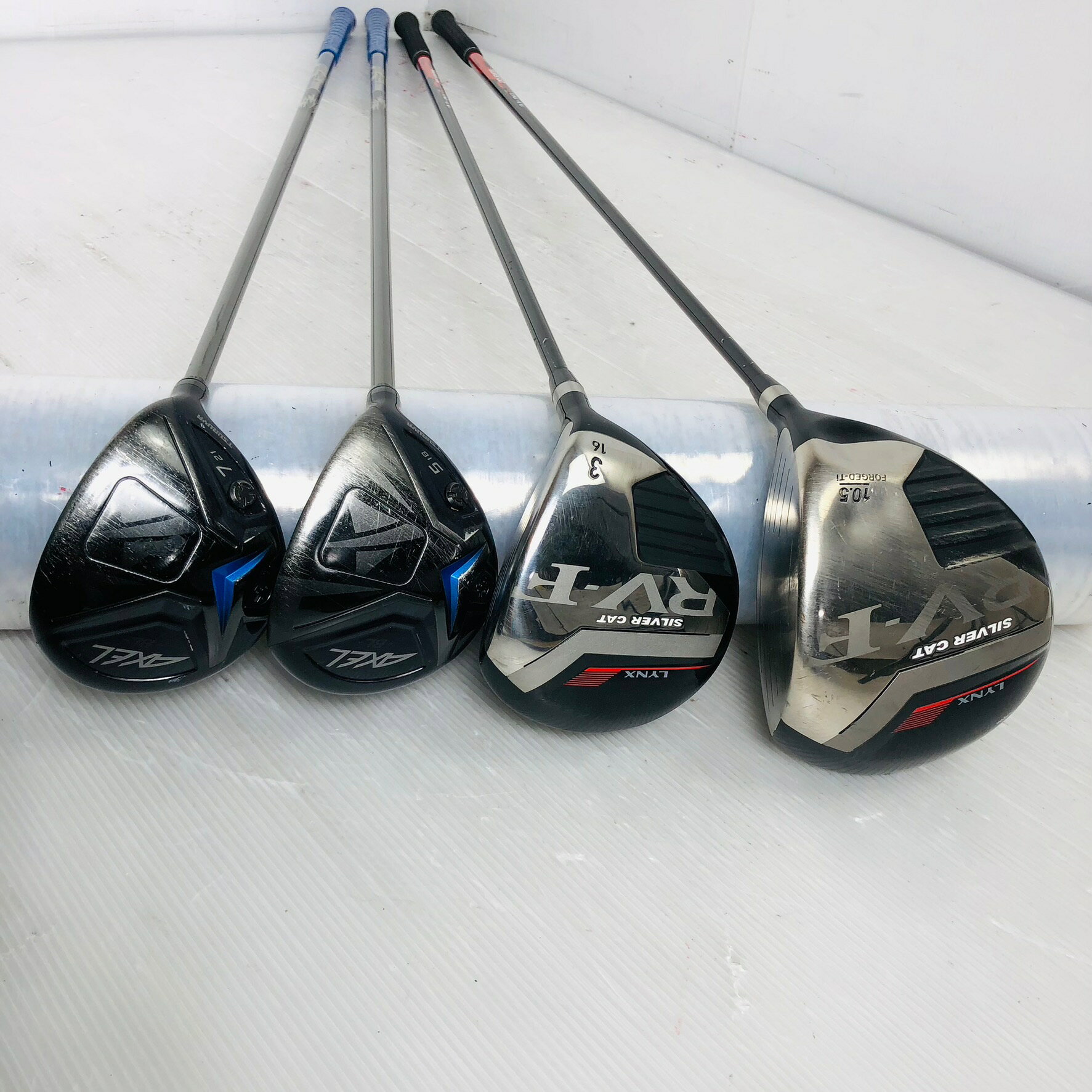 【保証付】【中古】キャディバッグ付 LYNX リンクス SILVER CAT シルバーキャット RV-F ゴルフクラブ フルセット ゴルフセット クラブセット メンズ 初心者 入門 右利き パター付 安価 86Y-56