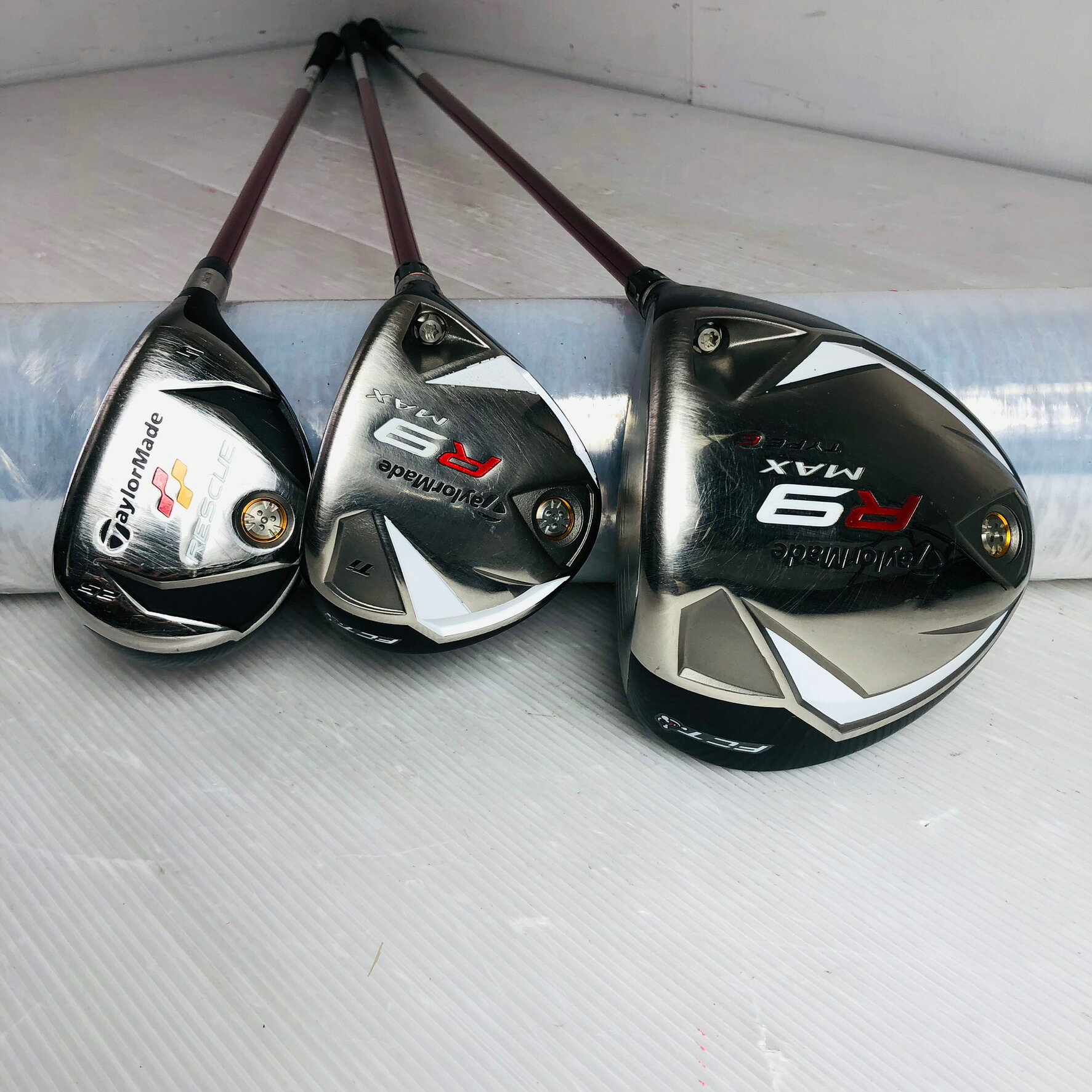 【保証付】【中古】 レディース TaylorMade テーラーメイド R9 MAX ゴルフクラブセット ゴルフセット クラブセット 初心者 入門 右利き パター付 安価 EC-80