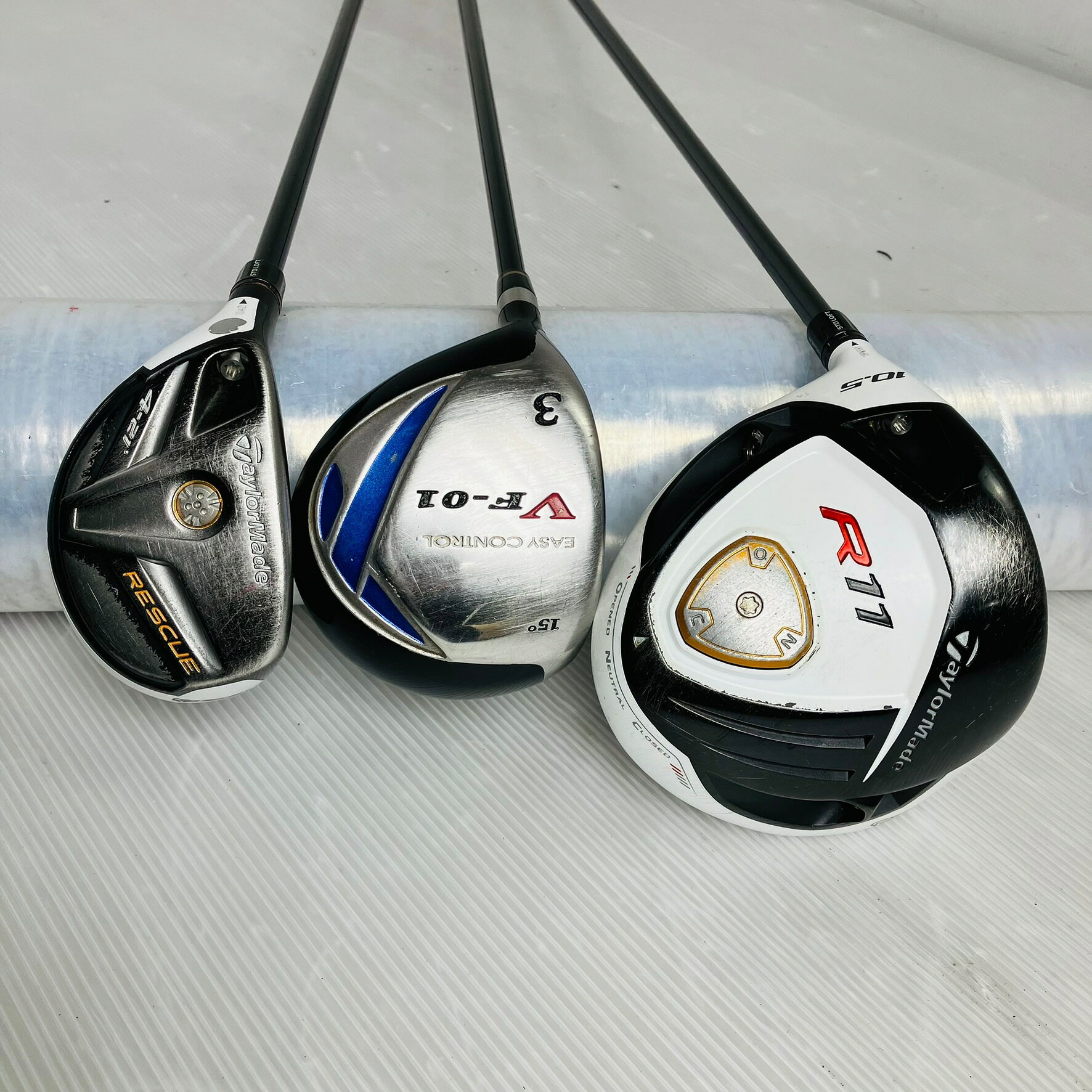 【保証付】【中古】キャディバッグ付 レフティ 左利き TaylorMade テーラーメイド ゴルフクラブ フルセット ゴルフセット クラブセット メンズ 初心者 入門 パター付 安価 EC-98