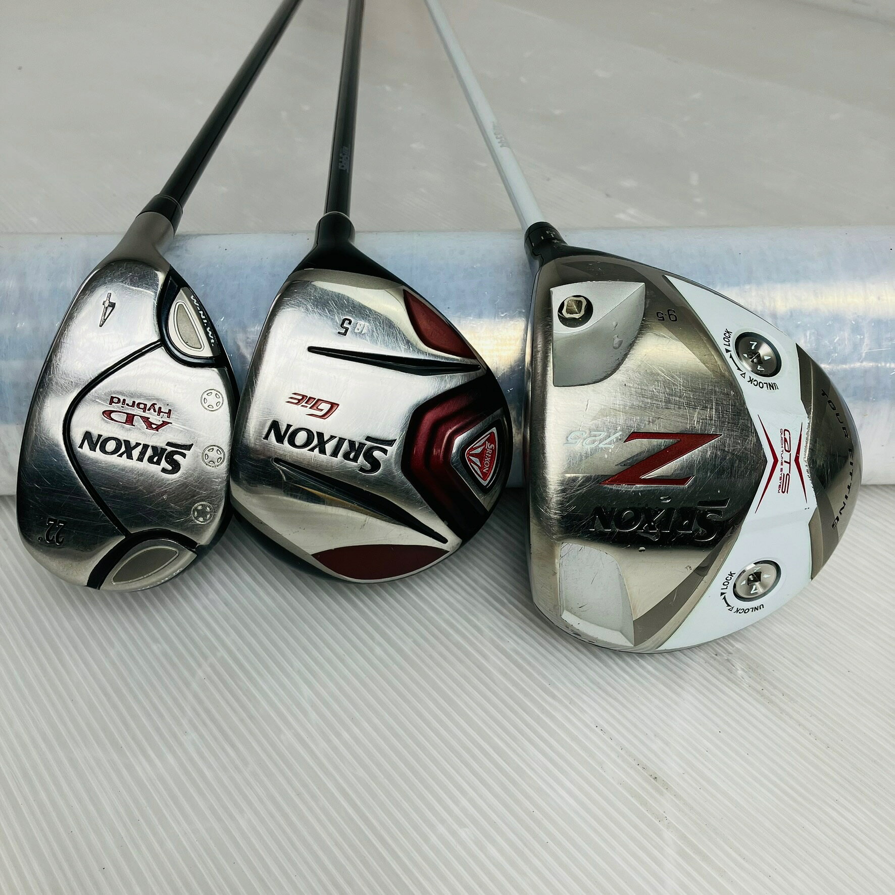 リユースネクスト楽天市場店の【保証付】【中古】キャディバッグ付 DUNLOP ダンロップ SRIXON スリクソン ゴルフクラブ フルセット ゴルフセット クラブセット メンズ 初心者 入門 右利き パター付 安価 EC-96｜アングル2