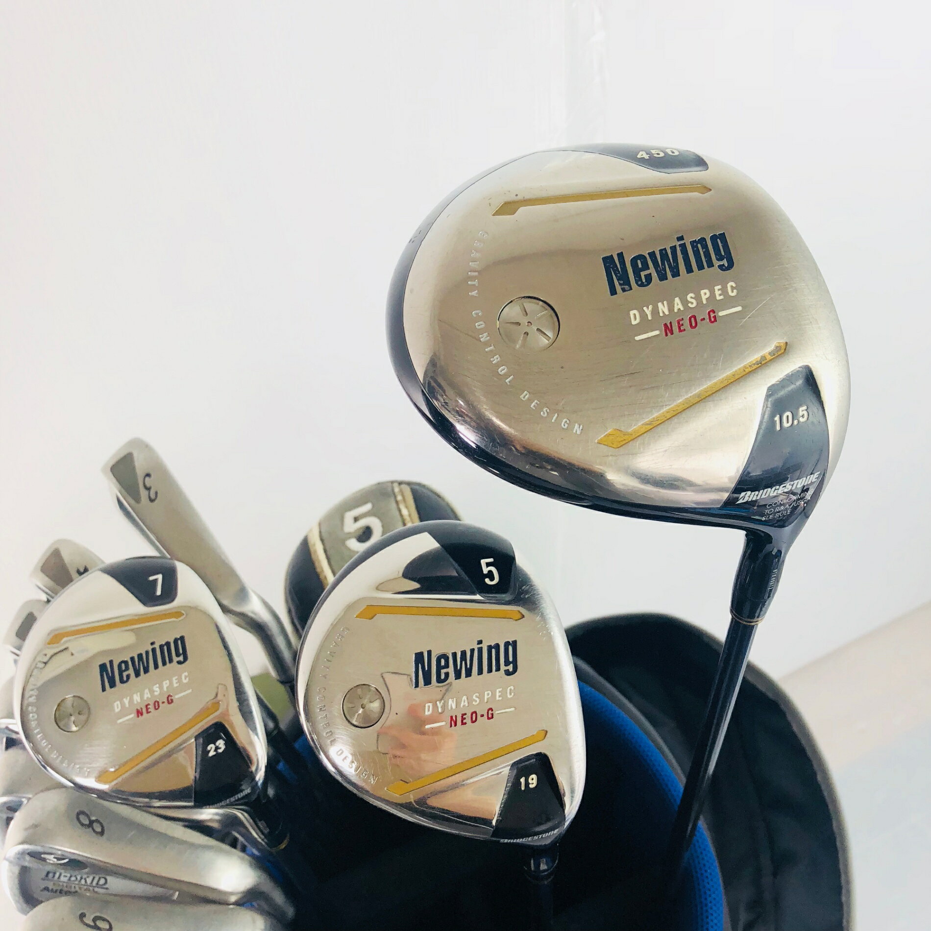 リユースネクスト楽天市場店の【中古】限定特価 激安 キャディバッグ付 豪華 14本 BRIDGESTONE ブリヂストン Newing ニューイング メンズ ゴルフセット クラブセット ゴルフクラブ セット 初心者 入門 フルセット 右利き パター付 安価　TK-20｜アングル2