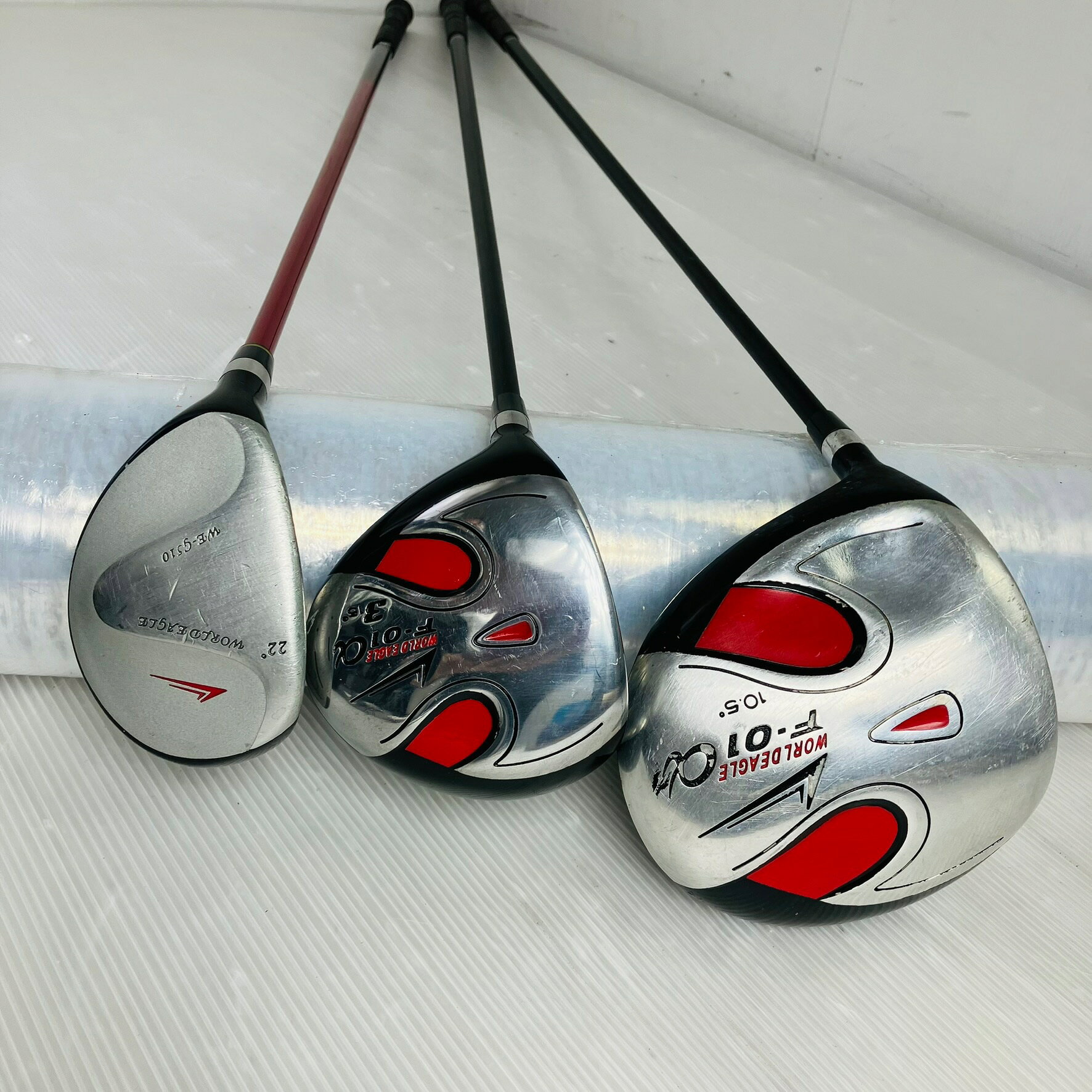 リユースネクスト楽天市場店の【保証付】【中古】キャディバッグ付 レフティ 左利き WORLDEAGLE ワールドイーグル F-01a ゴルフクラブ フルセット ゴルフセット クラブセット メンズ 初心者 入門 パター付 安価 EC-101｜アングル2
