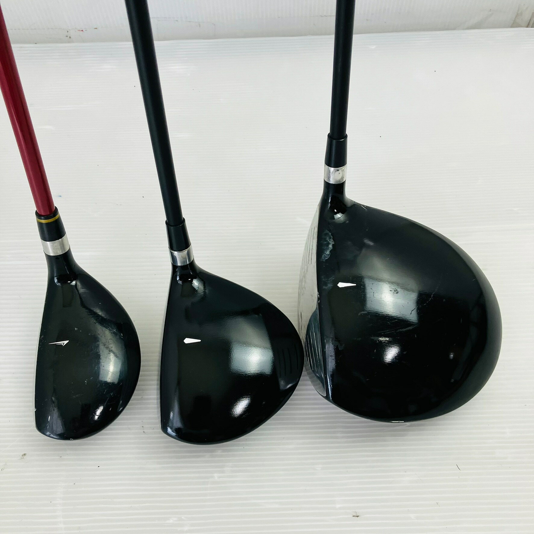 リユースネクスト楽天市場店の【保証付】【中古】キャディバッグ付 レフティ 左利き WORLDEAGLE ワールドイーグル F-01a ゴルフクラブ フルセット ゴルフセット クラブセット メンズ 初心者 入門 パター付 安価 EC-101｜アングル3