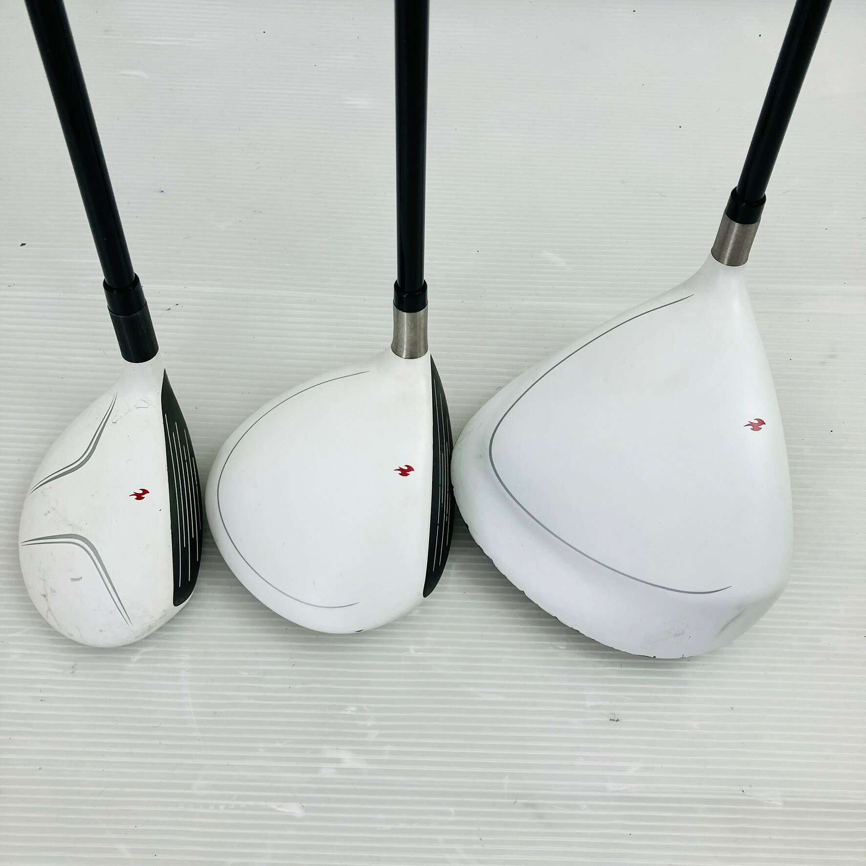 リユースネクスト楽天市場店の【保証付】【中古】キャディバッグ付 TaylorMade テーラーメイド BURNER バーナー ゴルフクラブ フルセット ゴルフセット クラブセット メンズ 初心者 入門 右利き パター付 安価 86Y-106｜アングル3