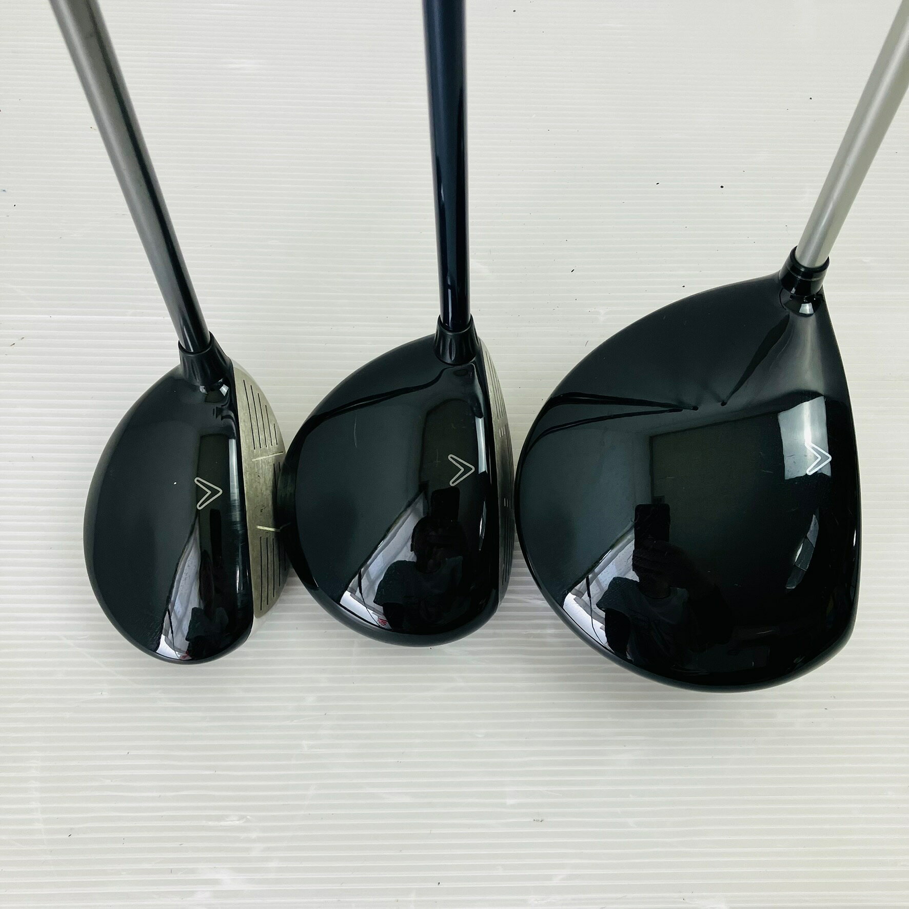 リユースネクスト楽天市場店の【保証付】【中古】キャディバッグ付 豪華 13本 Callaway キャロウェイ ODYSSEY ゴルフクラブ フルセット ゴルフセット クラブセット メンズ 初心者 入門 右利き パター付 安価　EC-107｜アングル3