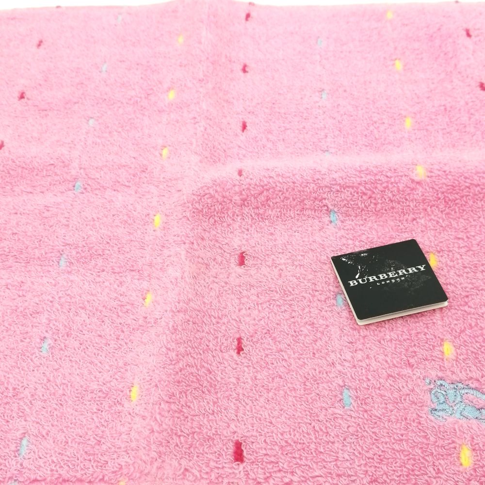 当店はやります♪21迄全品P10倍メール便対応OK【売れ筋】【限定1枚】【未使用ハンカチ】BURBERRYバーバリータオルハンカチ【ピンク系】