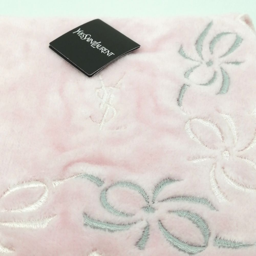 月末も当店でお買い物♪全品P10倍メール便対応OK【売れ筋】　【未使用ハンカチ】YVESSAINTLAURENTイヴサンローランタオルハンカチ【ピンク系】