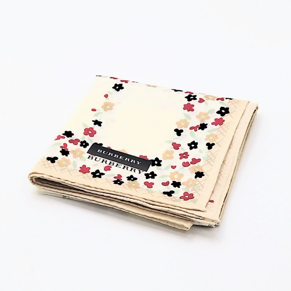 当店でのお買物でSPUトータルP10倍～♪メール便対応OK【売れ筋】【未使用ハンカチ】BURBERRYバーバリーハンカチ【ベージュ系】