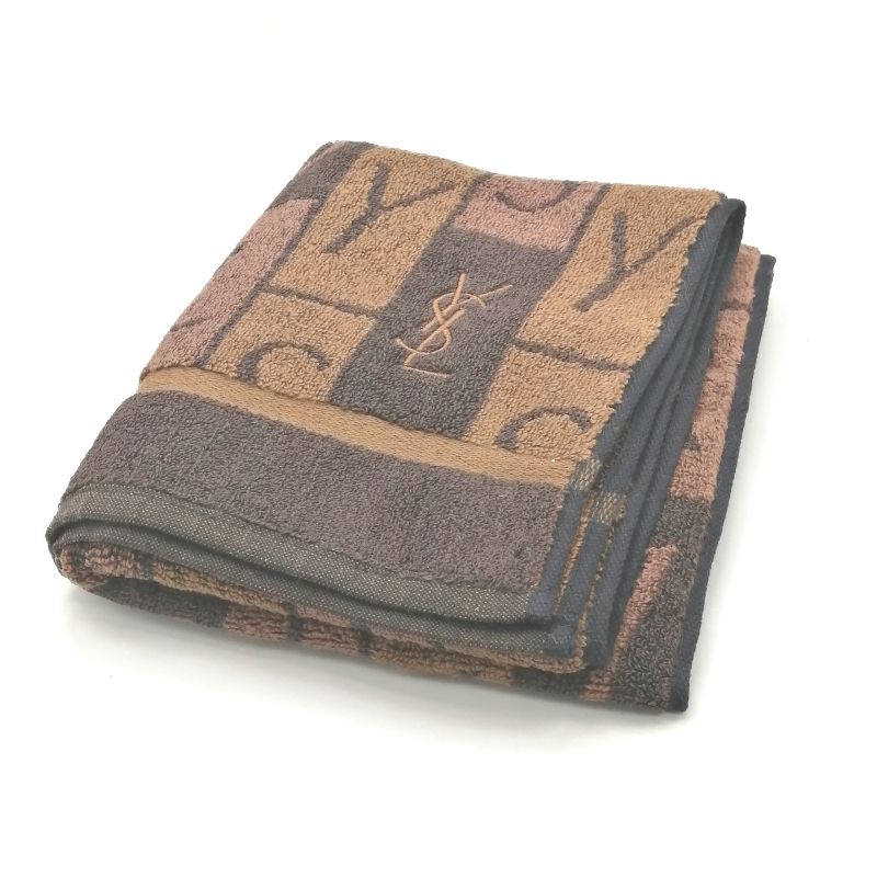 当店はやります♪16日迄P10倍メール便対応OK【売れ筋】 【限定1枚】【未使用タオル】YVESSAINTLAURENTイヴサンローランフェイスタオル【ブラウン系】