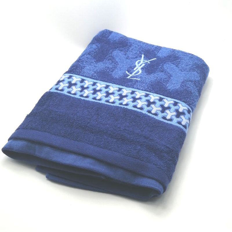 当店でのお買物でSPUトータルP10倍～♪宅配便送料込【売れ筋】　【現品限り】【未使用タオル】YVESSAINTLAURENTイヴサンローランバスタオル【ブルー系】