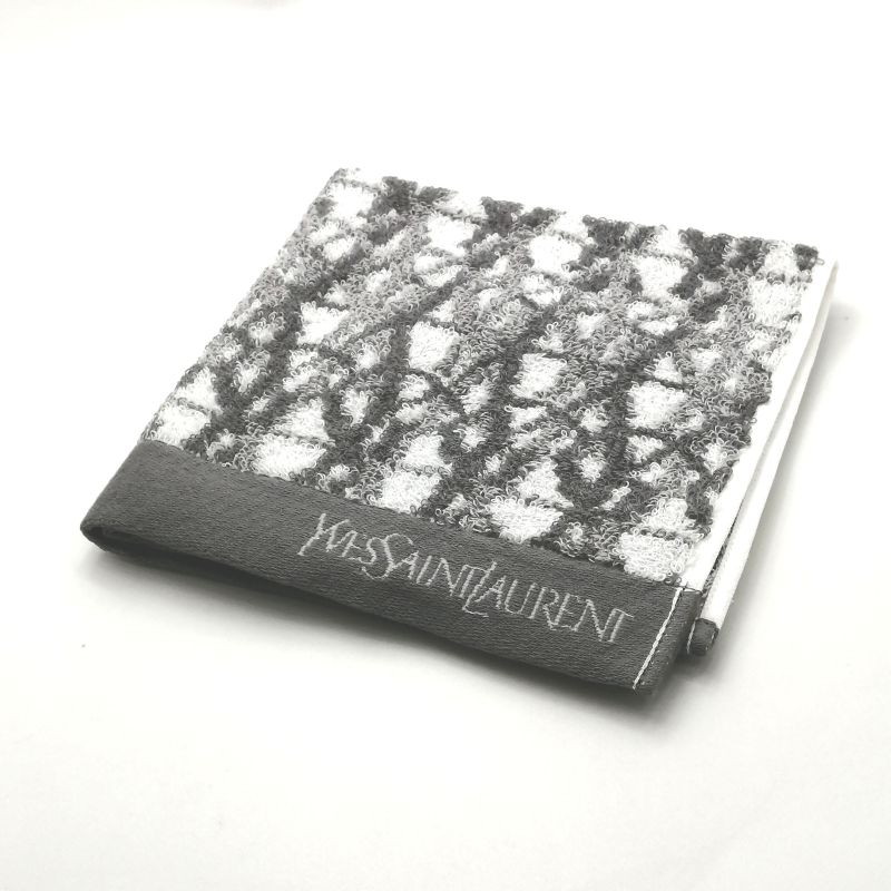 月初も当店でお買い物♪P10倍メール便対応OK【売れ筋】　【未使用タオル】YVESSAINTLAURENTイヴサンローランウオッシュタオル【グレー系】