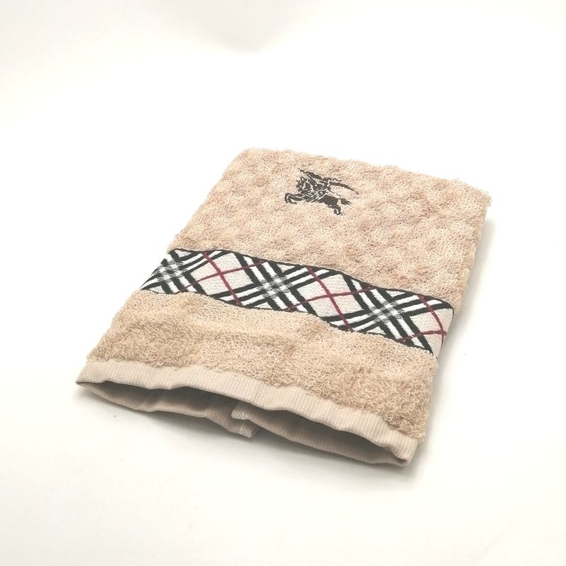当店でのお買物でSPUトータルP10倍～♪メール便対応OK【売れ筋】【現品限り】【未使用タオル】BURBERRYバーバリーウオッシュタオル【ベージュ系】