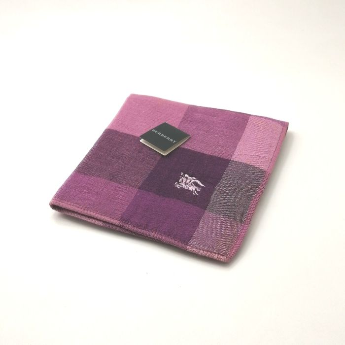 当店でのお買物でSPUトータルP10倍～メール便対応OK【売れ筋】【未使用ハンカチ】BURBERRYバーバリータオルハンカチ【ピンク・パープル系】