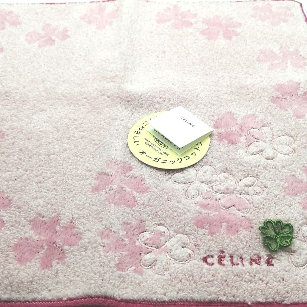 服飾雑貨　リストのブラックフライデー♪全品P10倍メール便対応OK【売れ筋】　【未使用ハンカチ】CELINEセリーヌタオルハンカチ【ピンク系】｜アングル3